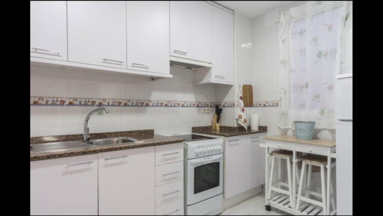 Reina Apartment Valencia Bagian luar foto