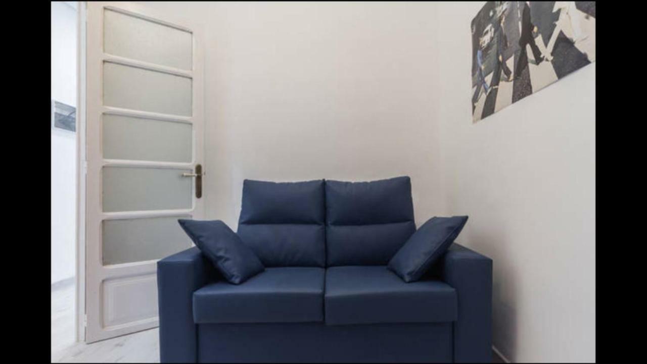 Reina Apartment Valencia Bagian luar foto