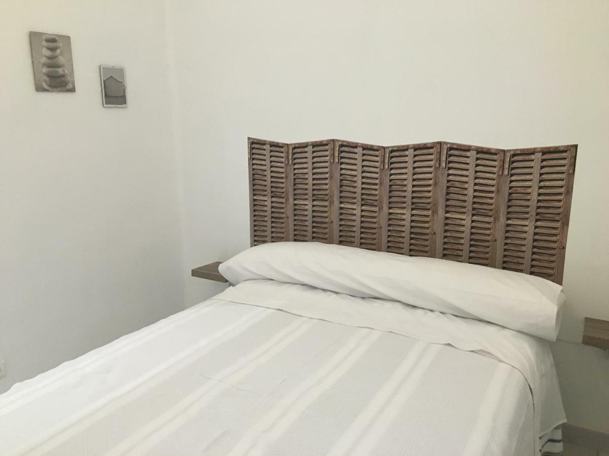 Reina Apartment Valencia Bagian luar foto